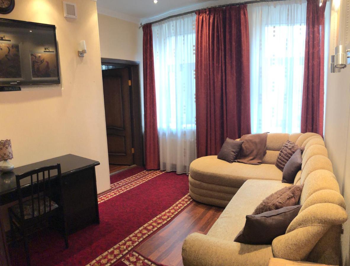 ريغا Colorful Apartment With Unique Style المظهر الخارجي الصورة